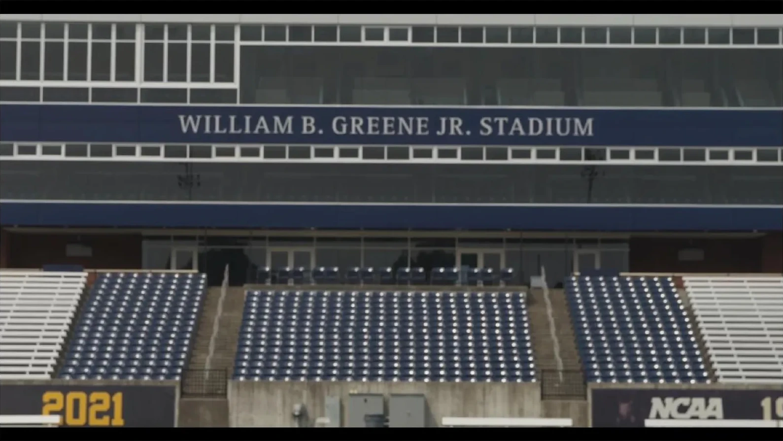 Clean first frame of the empty stadium before the player enters